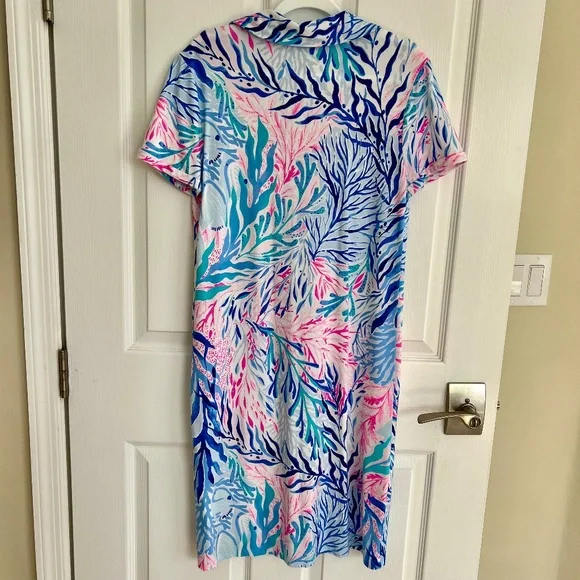 🎀Lilly Pulitzer Dress ~ Summer ~ Short Sleeves🎀 - Picture 5 of 10